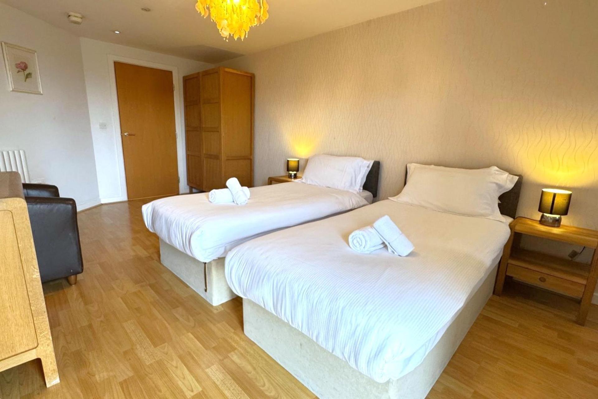 The Greenwich - Two Bedroom Apartment With Parking, Close To Ferry Terminals Southampton Ngoại thất bức ảnh